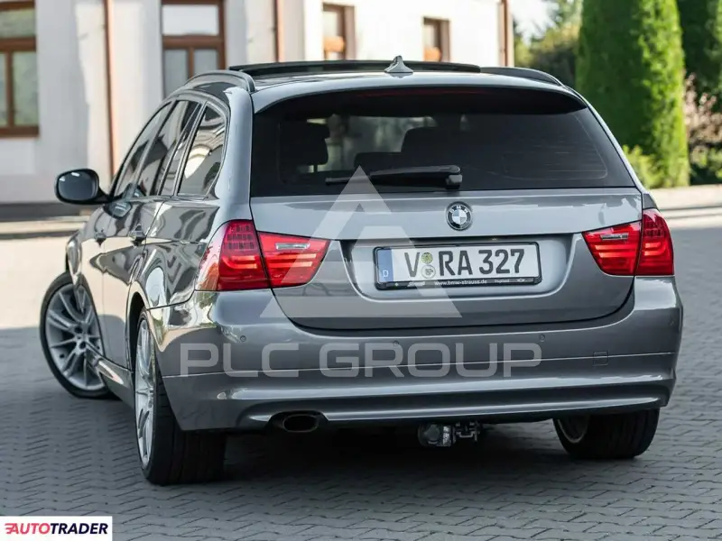2011 BMW 330