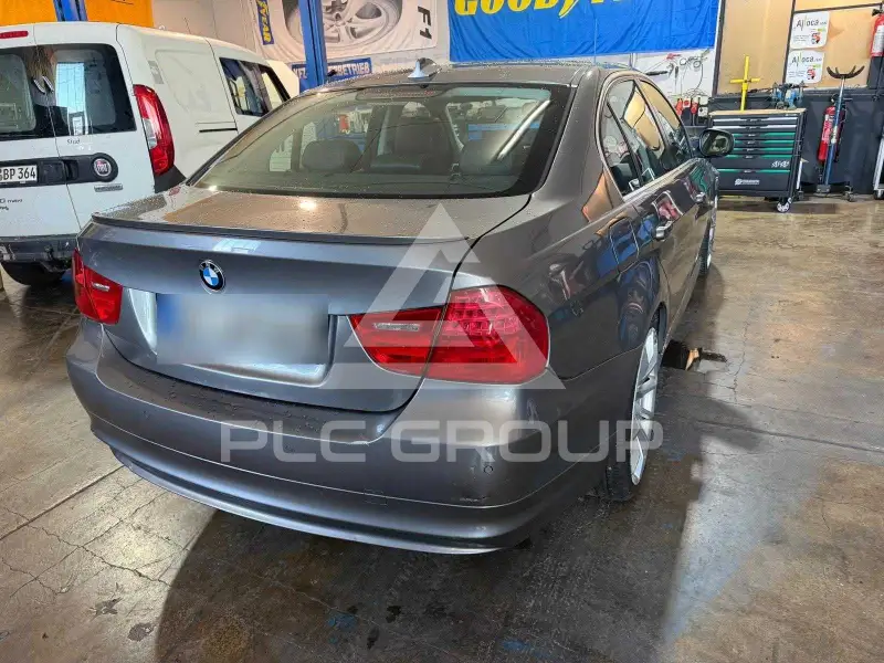 2011 BMW 330