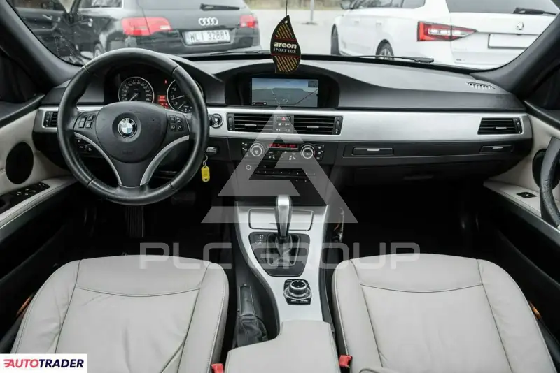 2011 BMW 330