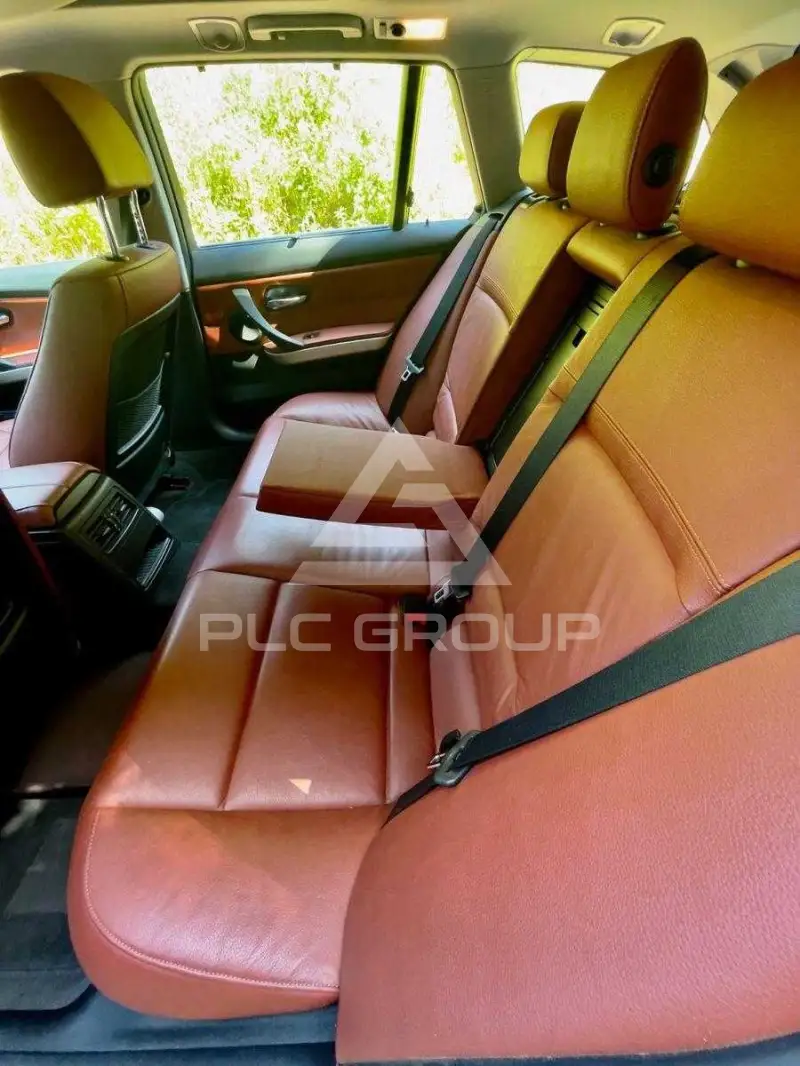 2011 BMW 330