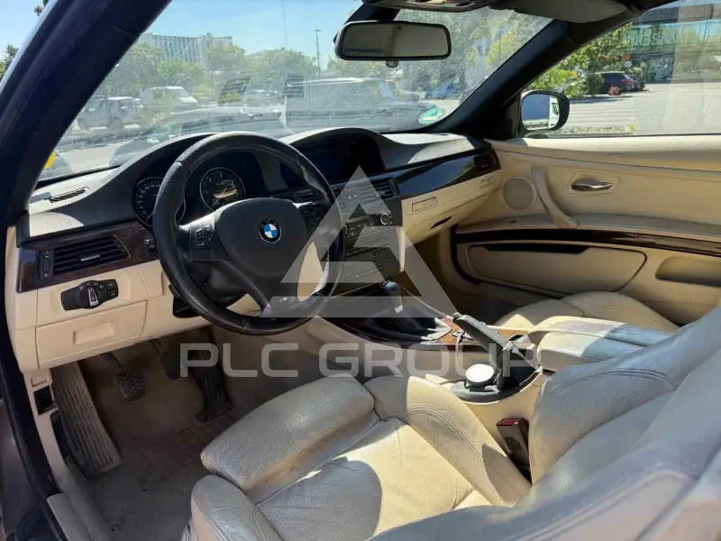 2011 BMW 330