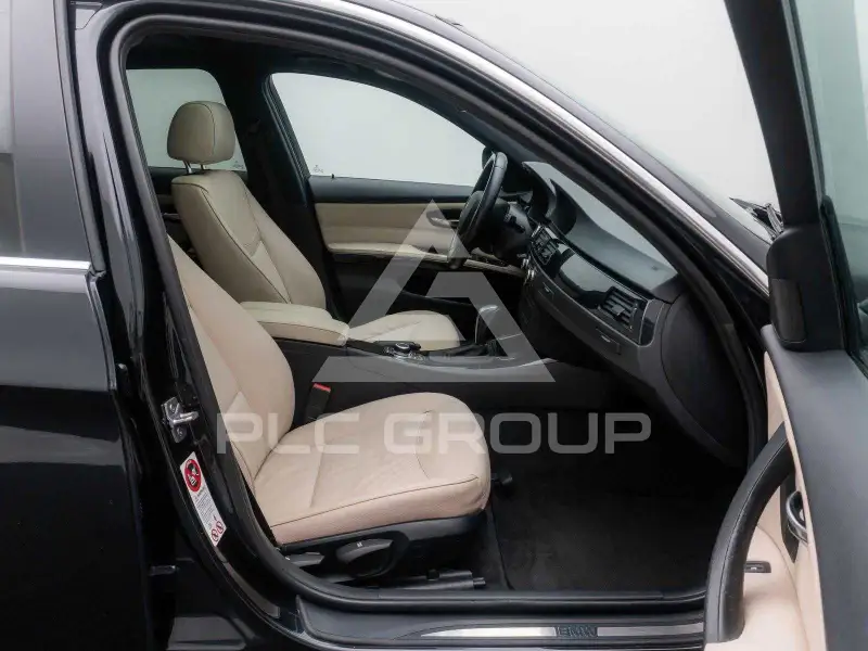 2011 BMW 330