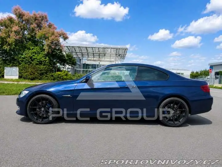 2011 BMW 330