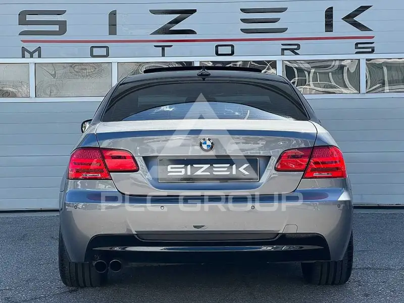 2011 BMW 330