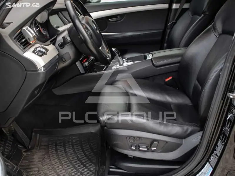 2011 BMW 330