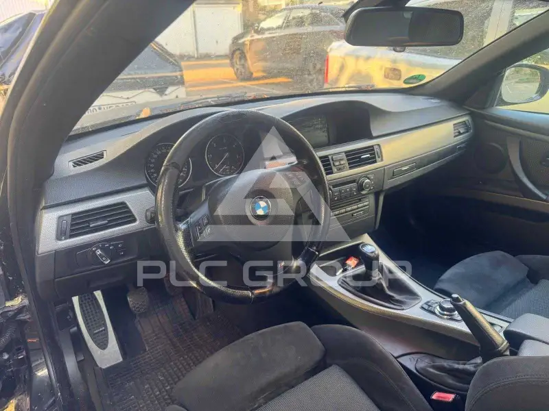 2011 BMW 330