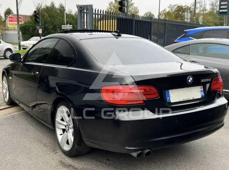 2011 BMW 330