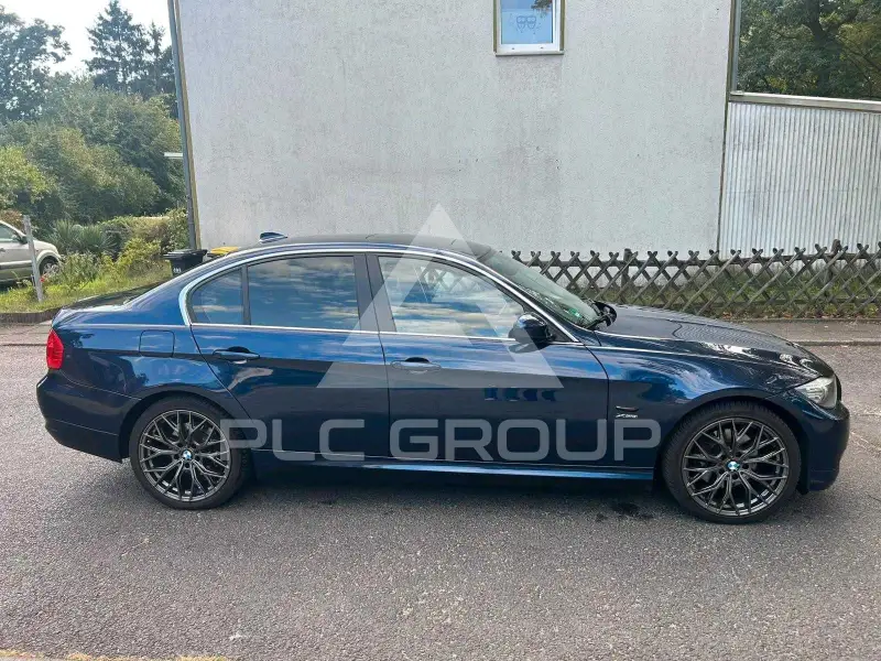 2011 BMW 330