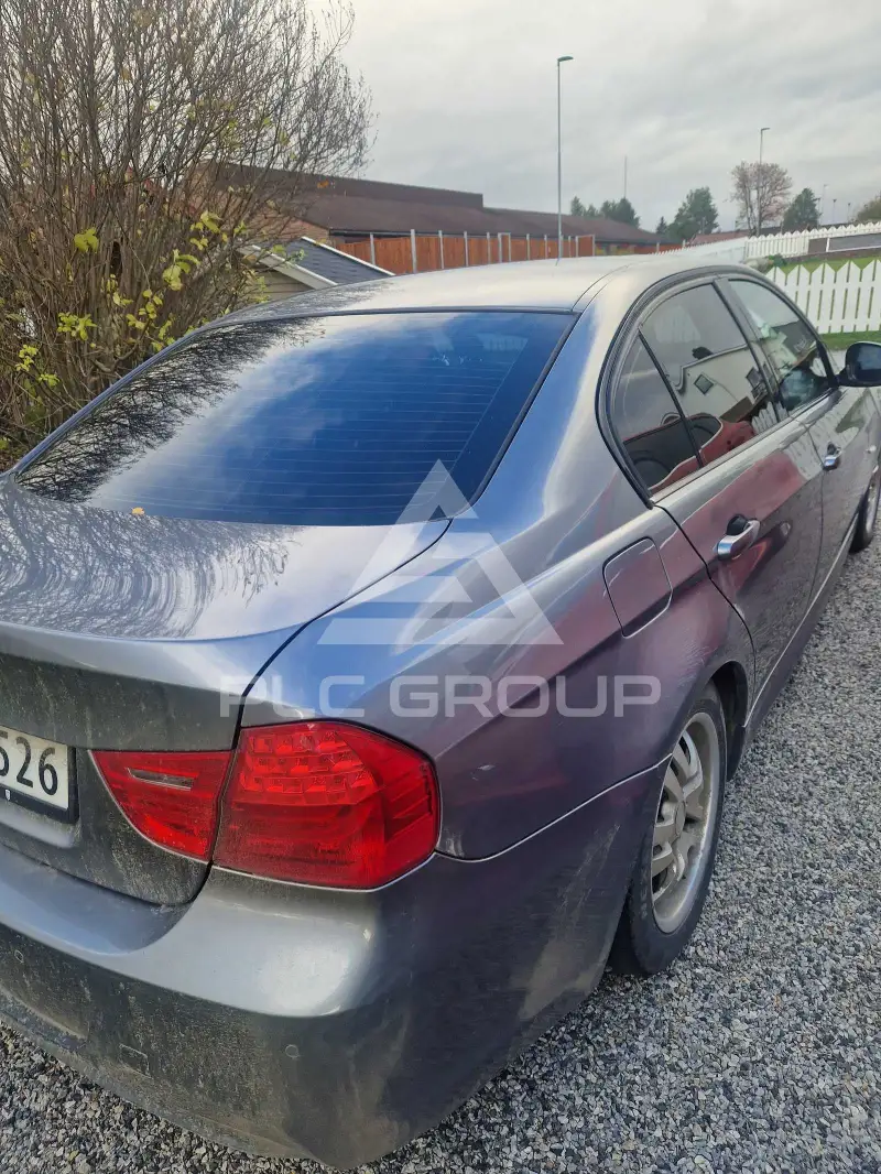2011 BMW 330