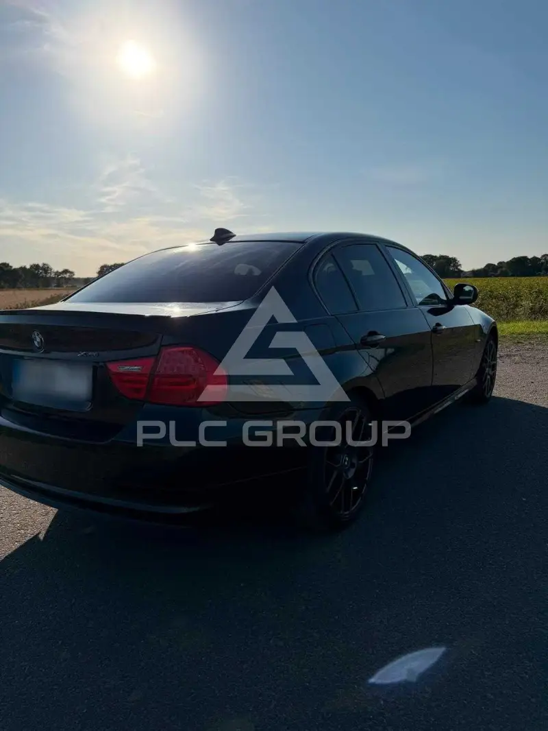 2011 BMW 330
