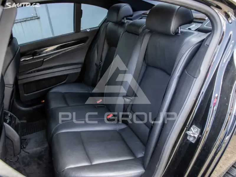 2011 BMW 330