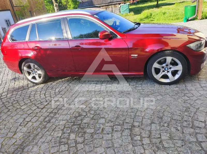 2011 BMW 330
