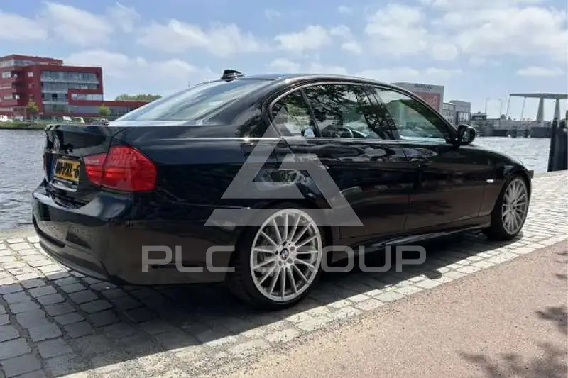 2011 BMW 330