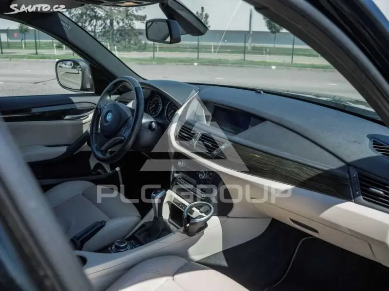 2011 BMW X1