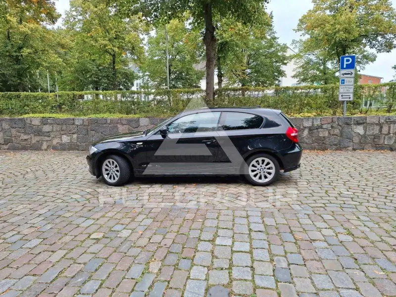 2011 BMW 120