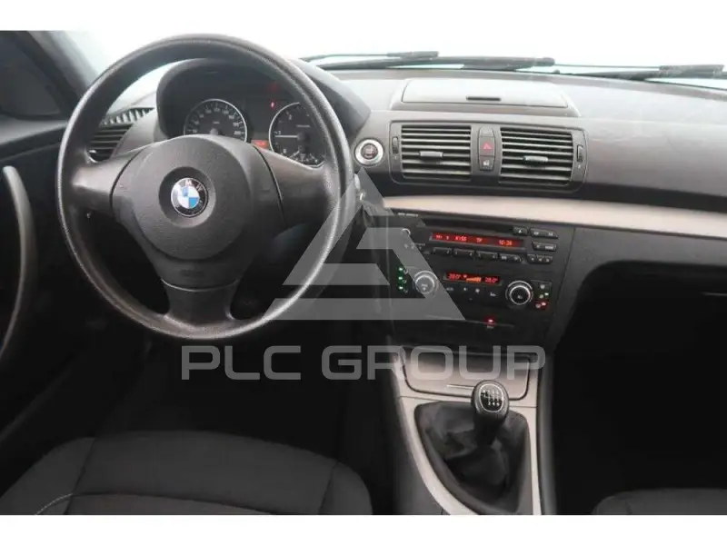 2011 BMW 120