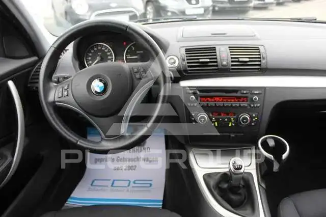 2011 BMW 120