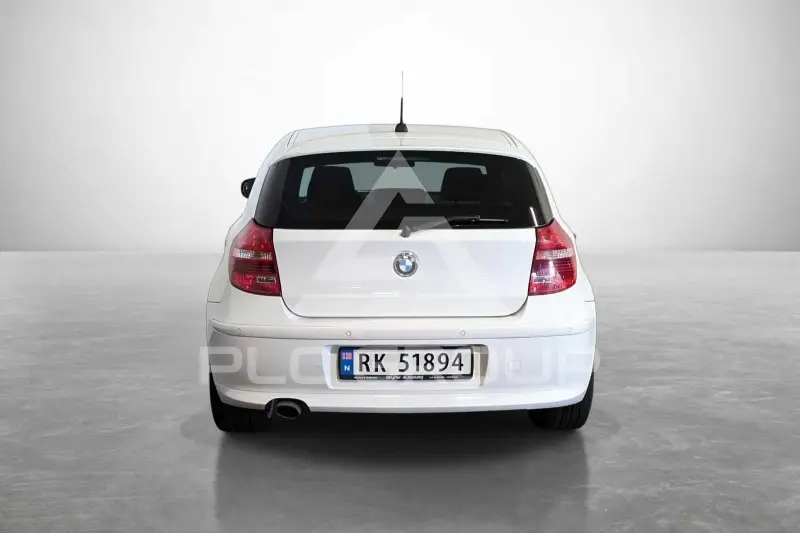 2011 BMW 120
