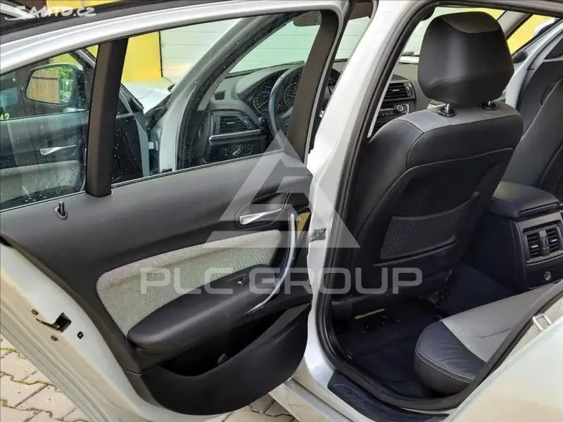 2011 BMW 120