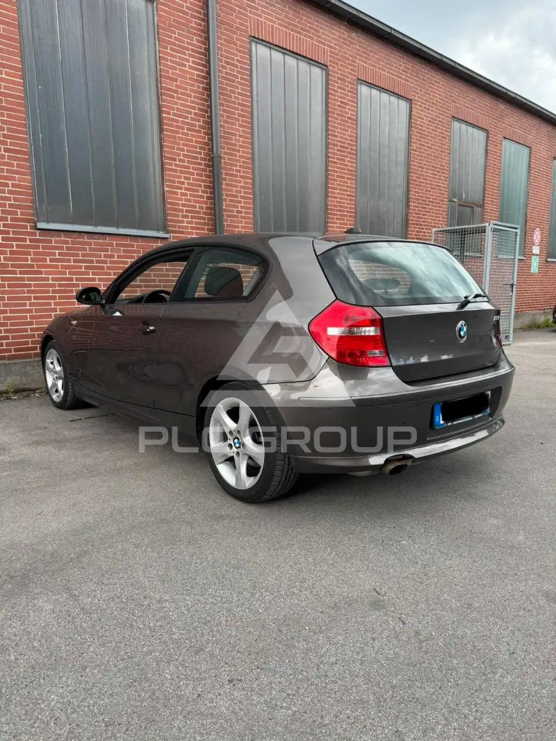 2011 BMW 120