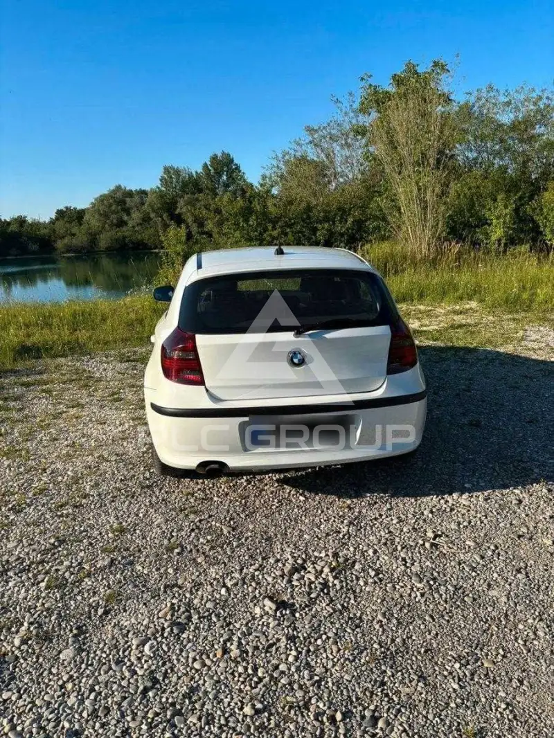 2011 BMW 120