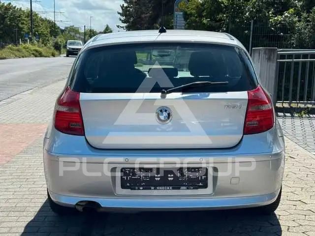 2011 BMW 120