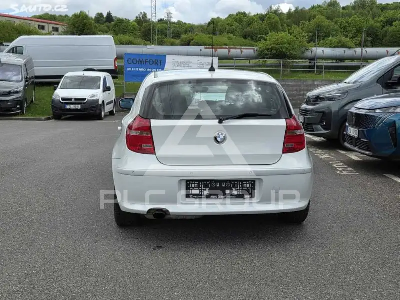 2011 BMW 120