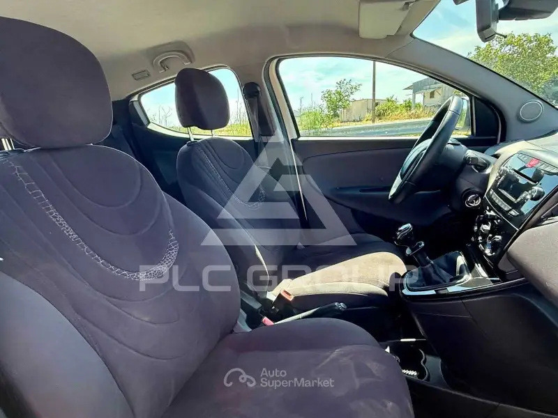 2011 Lancia YPSILON