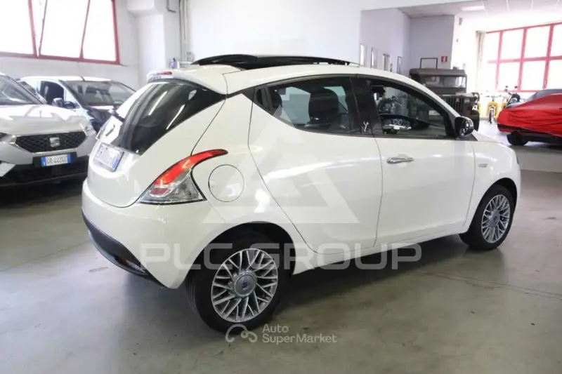 2011 Lancia YPSILON