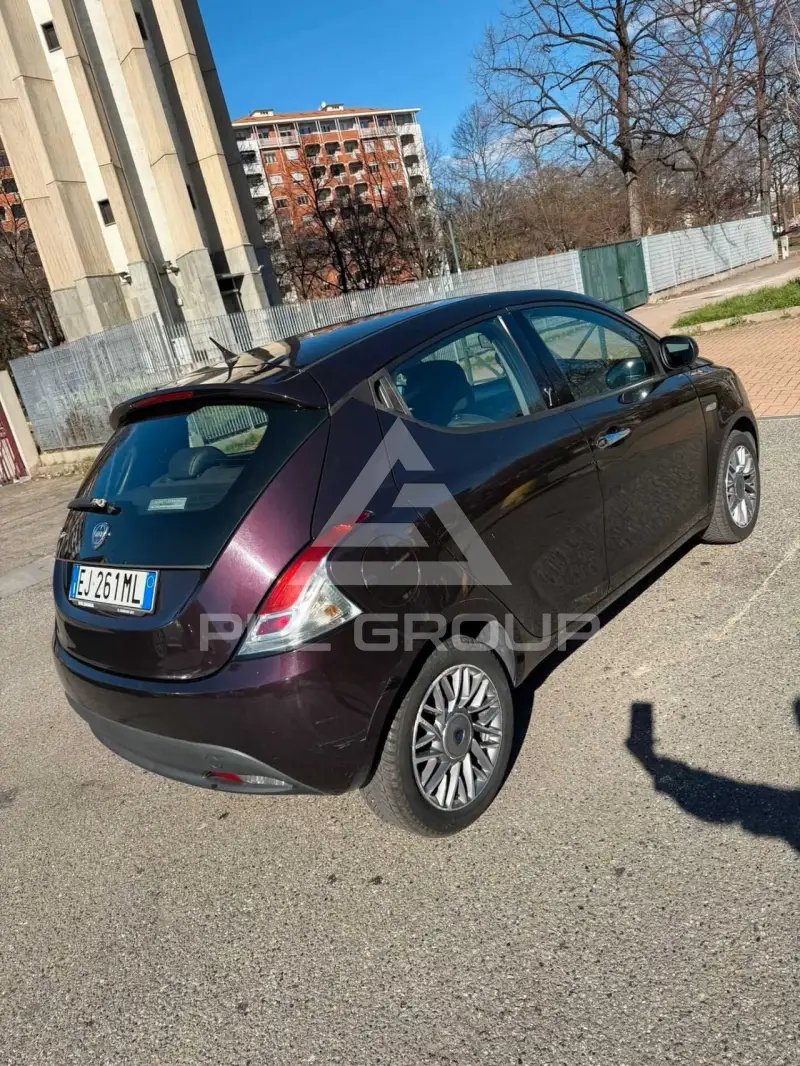 2011 Lancia YPSILON