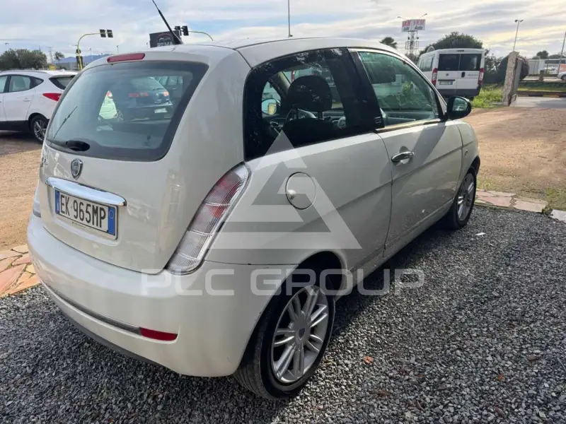 2011 Lancia YPSILON