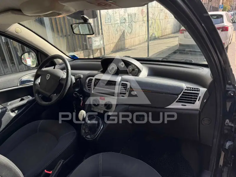 2011 Lancia YPSILON