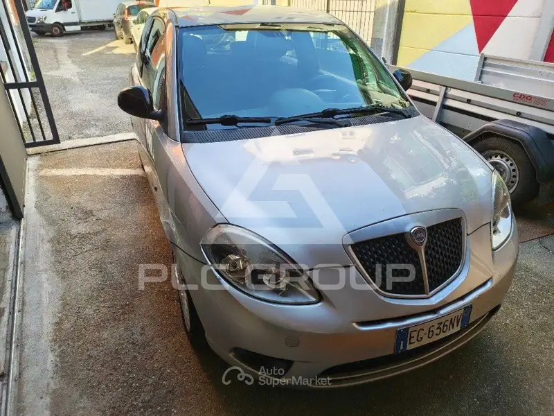 2011 Lancia YPSILON