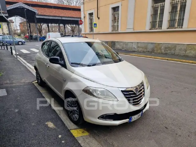2011 Lancia YPSILON
