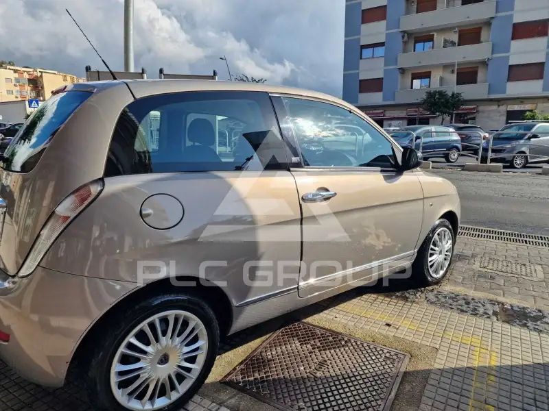 2011 Lancia YPSILON