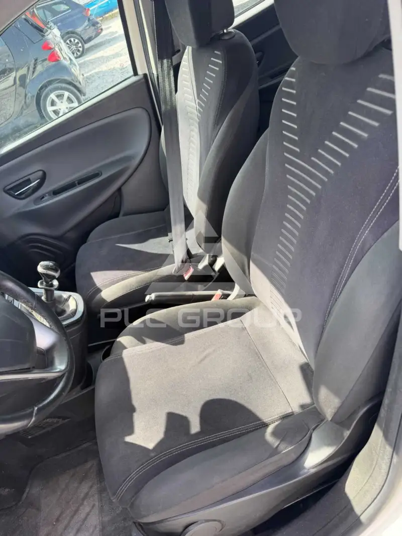 2011 Lancia YPSILON