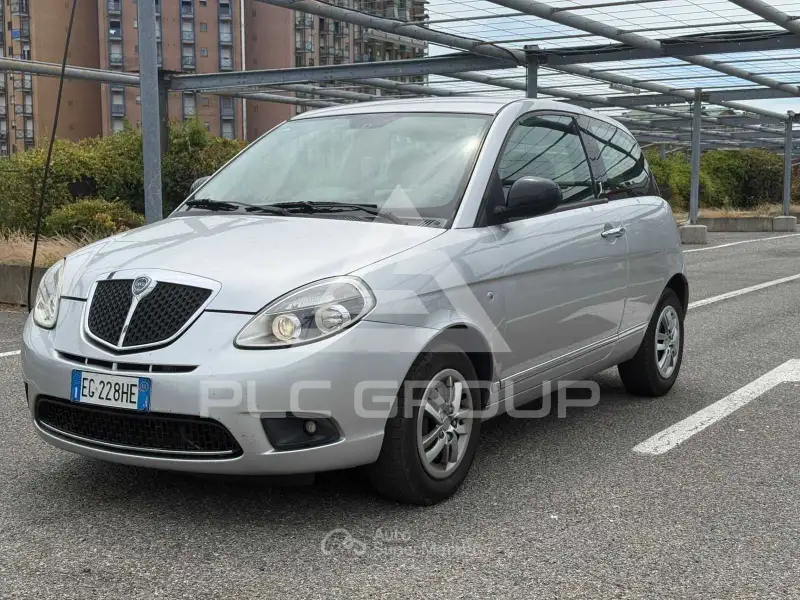 2011 Lancia YPSILON
