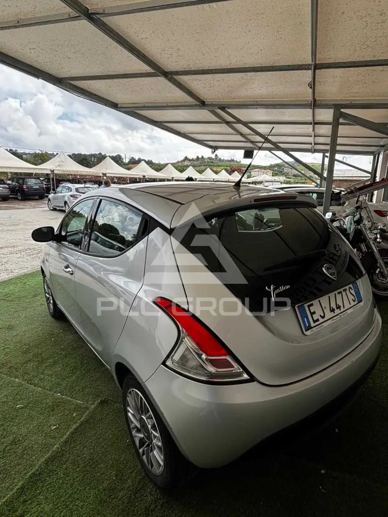 2011 Lancia YPSILON
