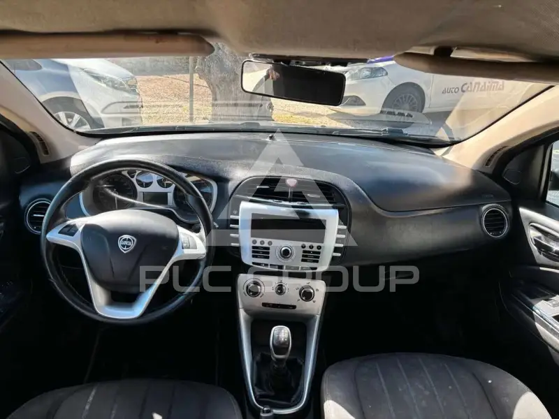 2011 Lancia Delta