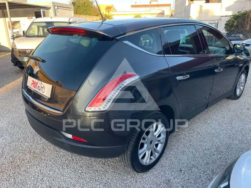 2011 Lancia Delta