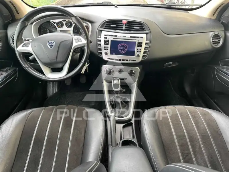 2011 Lancia Delta