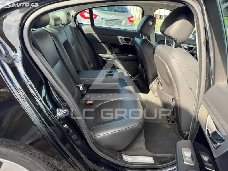 2011 Jaguar XF