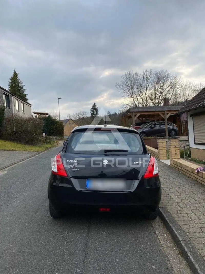 2011 Suzuki SWIFT