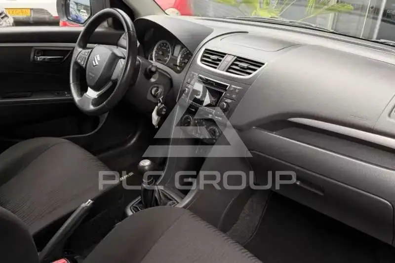 2011 Suzuki SWIFT