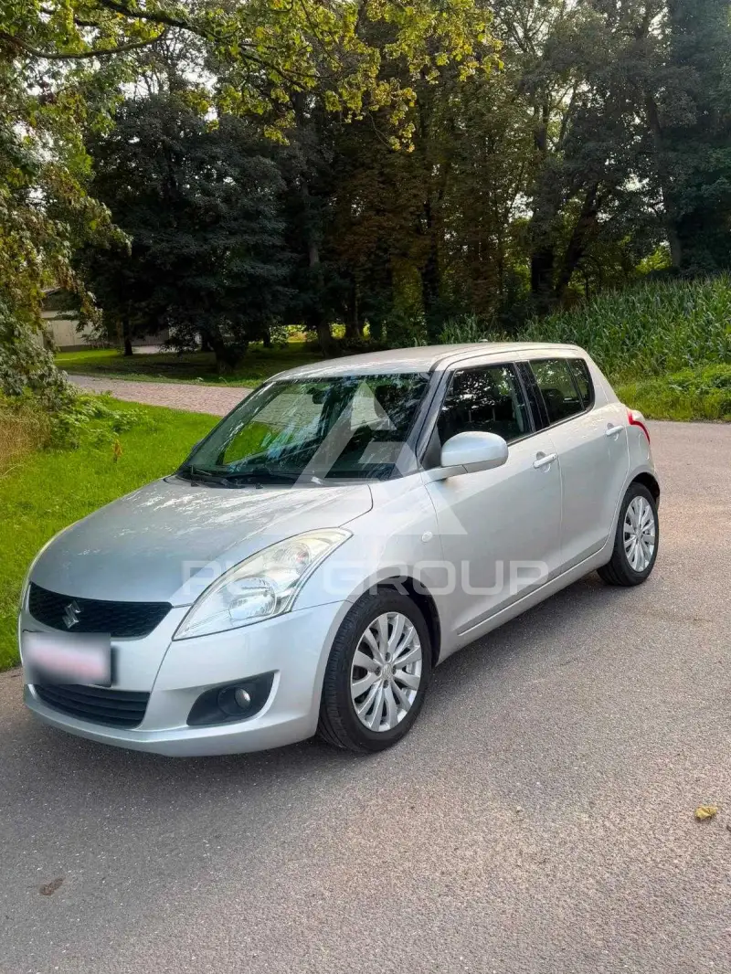 2011 Suzuki SWIFT
