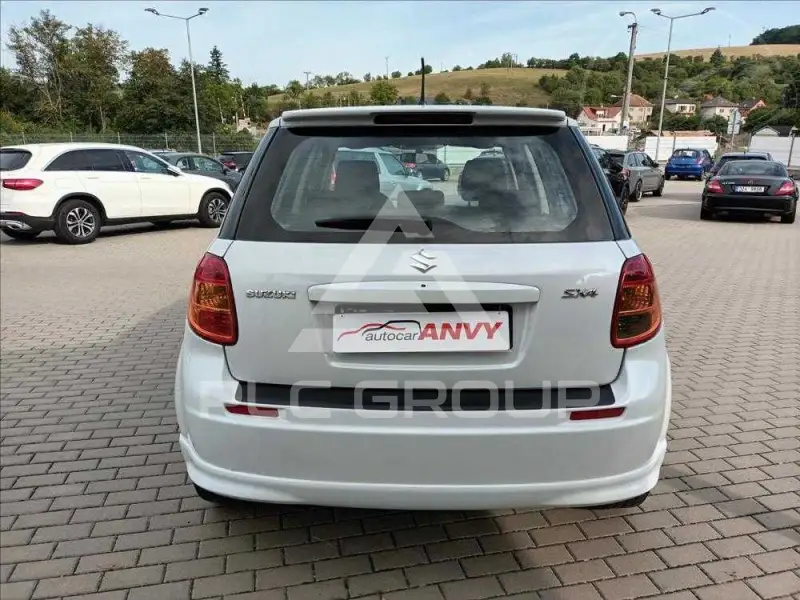 2011 Suzuki SX4