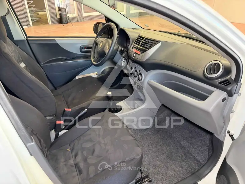2011 Suzuki Alto