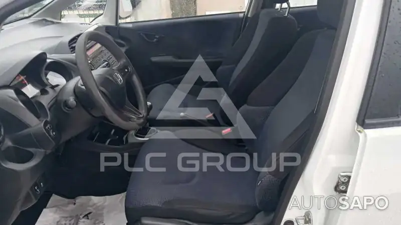 2011 Honda JAZZ