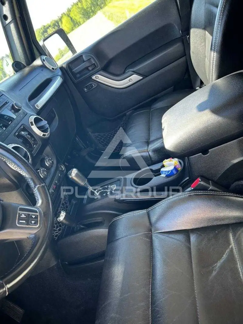 2011 Jeep WRANGLER