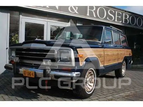 2011 Jeep WAGONEER